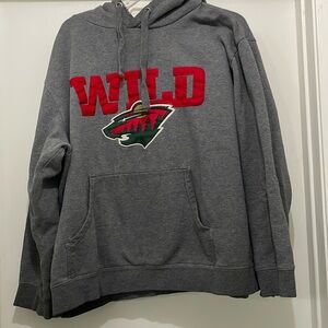 Men’s extra large, gray Minnesota Wild pull over hoodie.